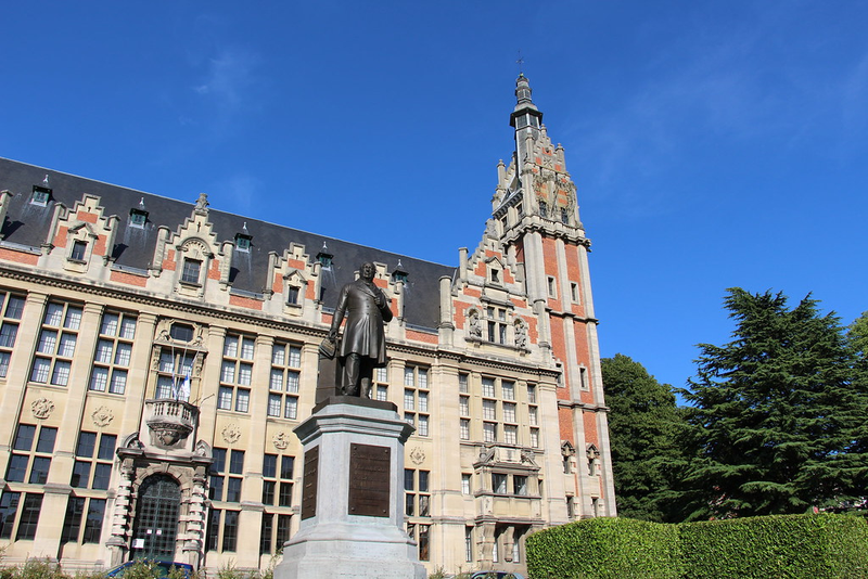 Metodikai, illetve nyelvi továbbképzési lehetőség Brüsszelben, valamint Louvain-ben 